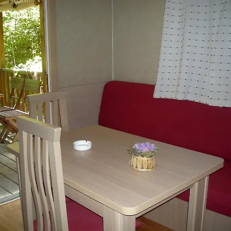 Camping La Barguilla Апартаменты Рамалес-де-ла-Виктория